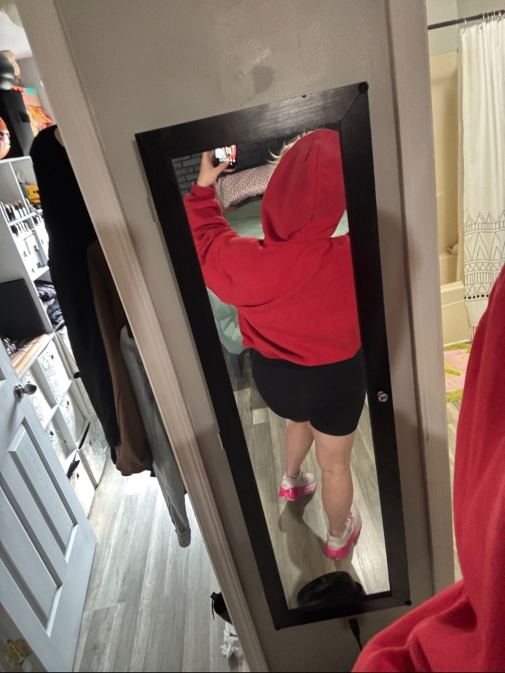 Aritzia Sweatfleece Hoodie in Bright Red - Picture 5 of 7